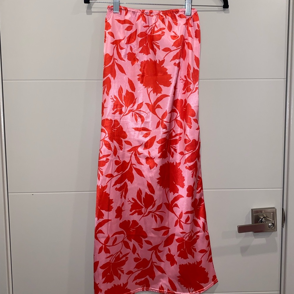 Flowy floral skirt